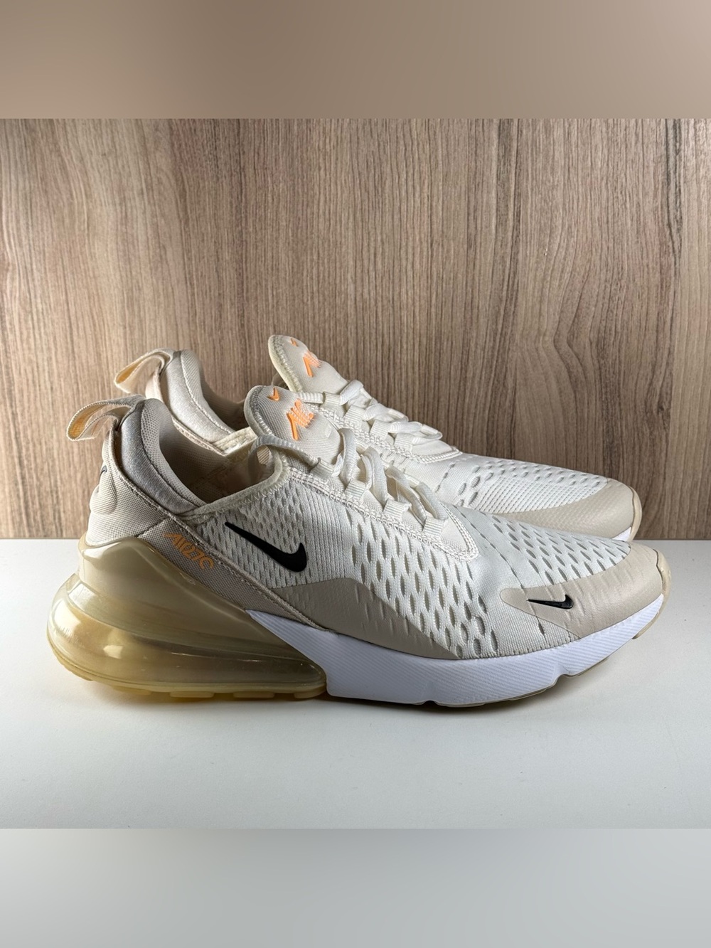 Nike Air Max 270 Summit White/Black/Desert Sand Mesh DH3050-100 Women’s Size 8.5